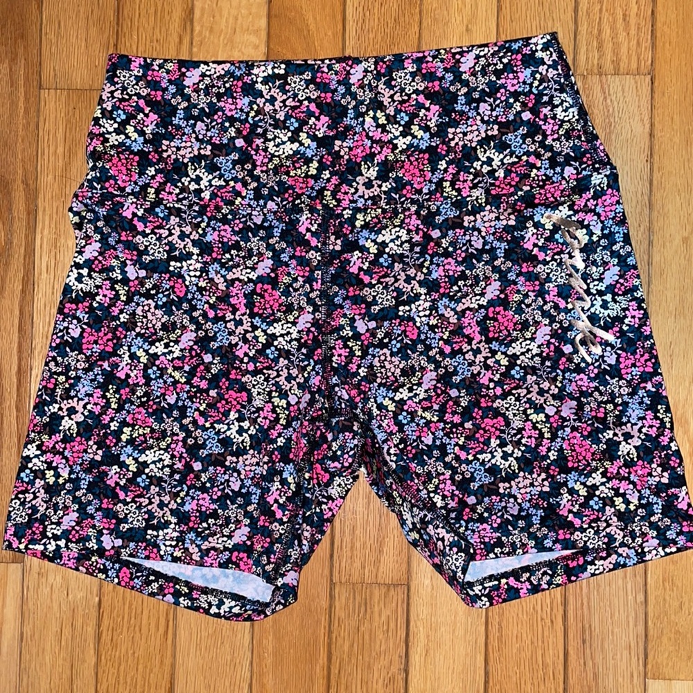 PINK FLORAL BIKER SHORT